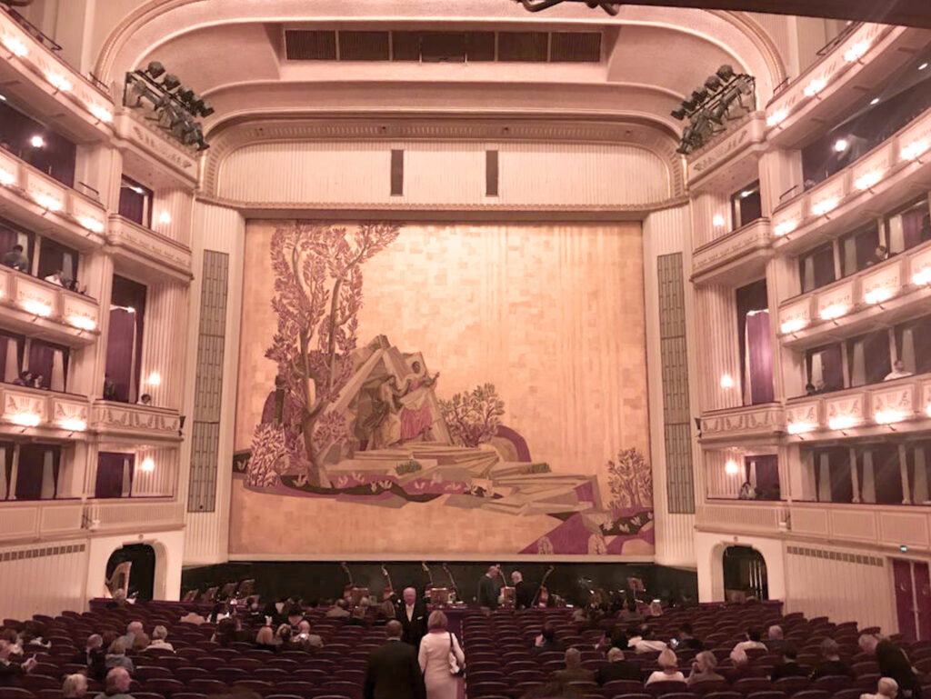 Things to do in Vienna - Visit the Opera