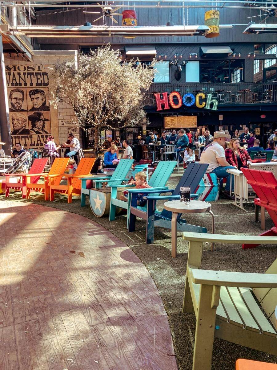 An Amazing Day At Fort Worth Stockyards With Kids - Alex Jessica Mills