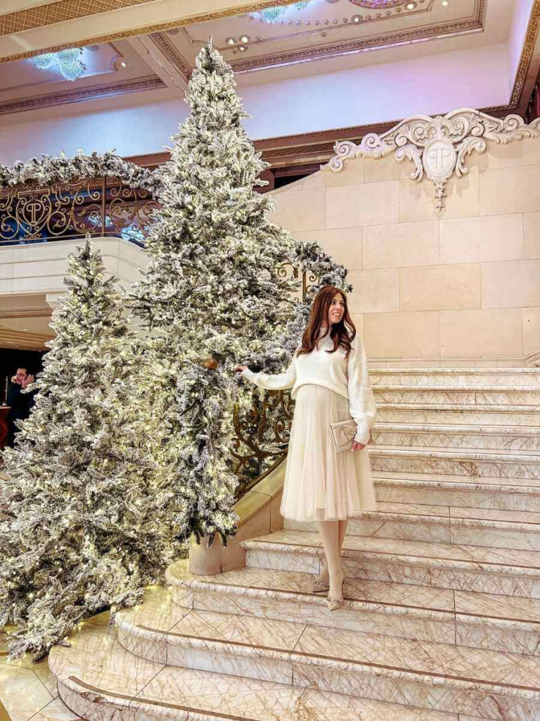 Chic pregnancy clothes for Boohoo, and affordable maternity clothing brand