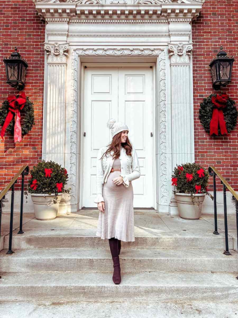 Styling a sweater dress while pregnant. Neutral tonal colours making it look chic!