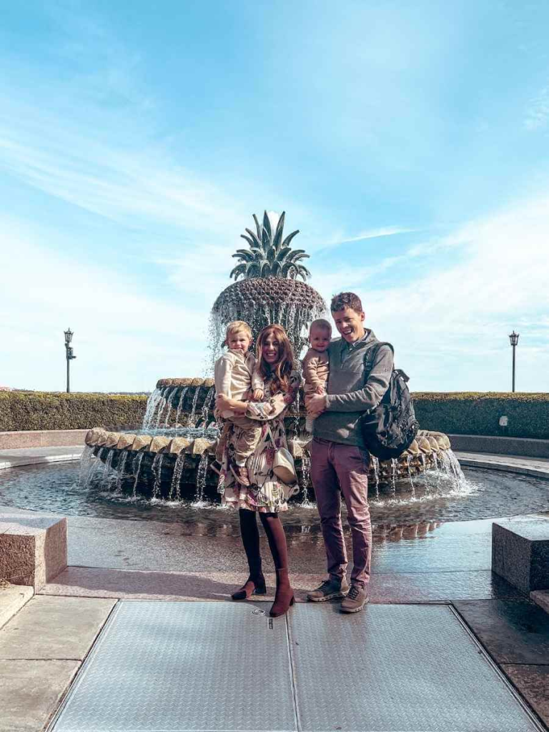 Pineapple Fountain at Waterfront Park, Charleston SC – iconic photo spot