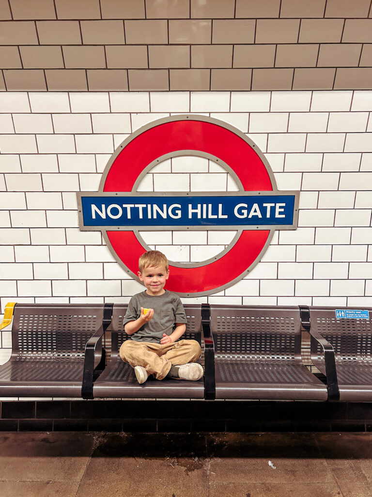 Notting Hill Gate Station