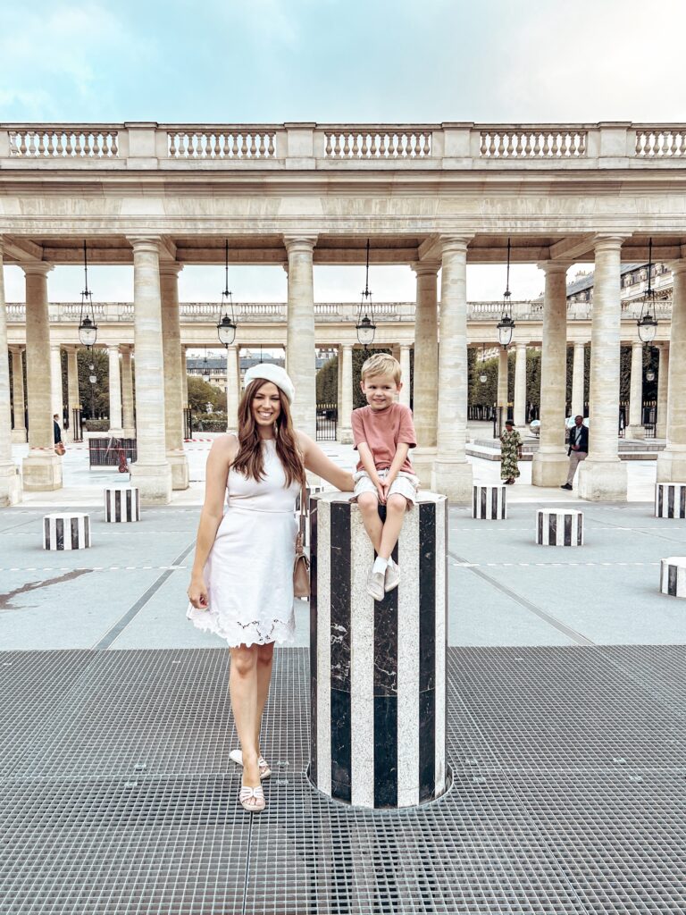 Colonnes de Buren at   Palais Royal