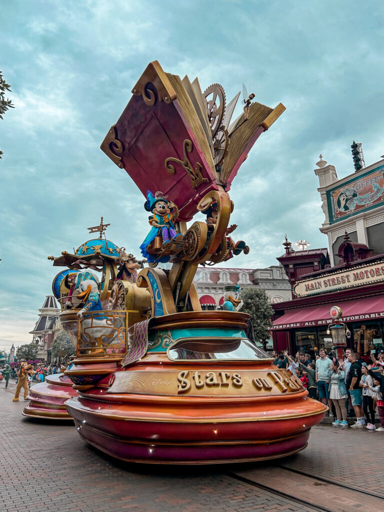 Disneyland Paris Parade