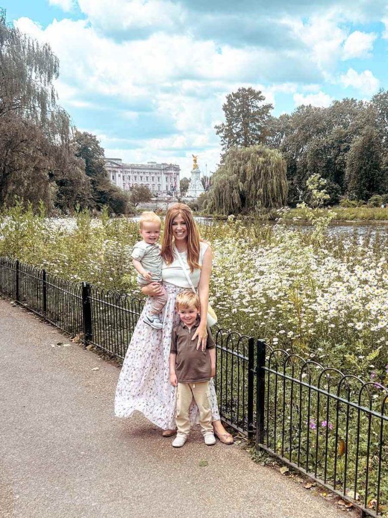 Mum in the City and her children enjoying St James park on a family trip to London
