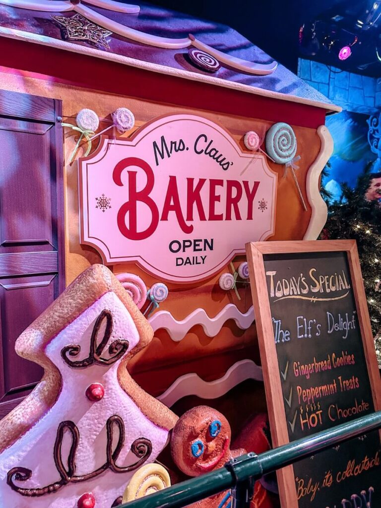 There are so many things to see while you're in line to visit Santa at Macy's.