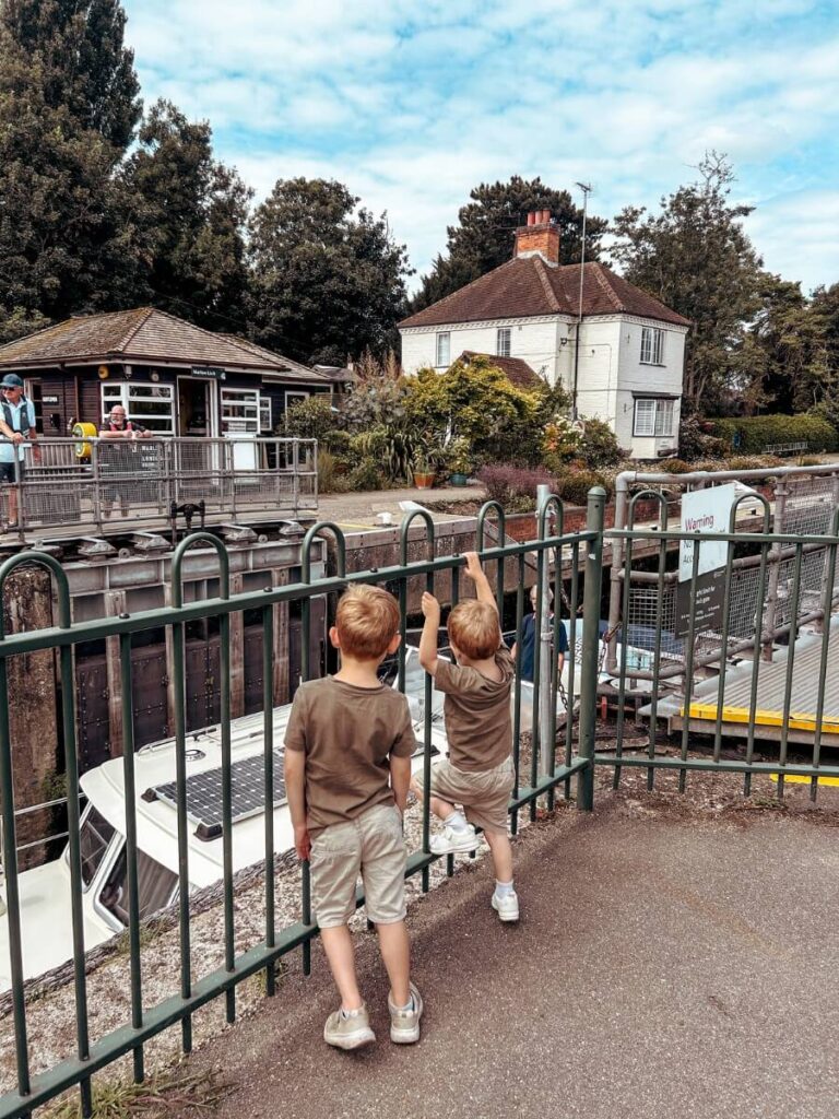 Watching Boats at Marlow Lock on a day trip to Marlow with children
