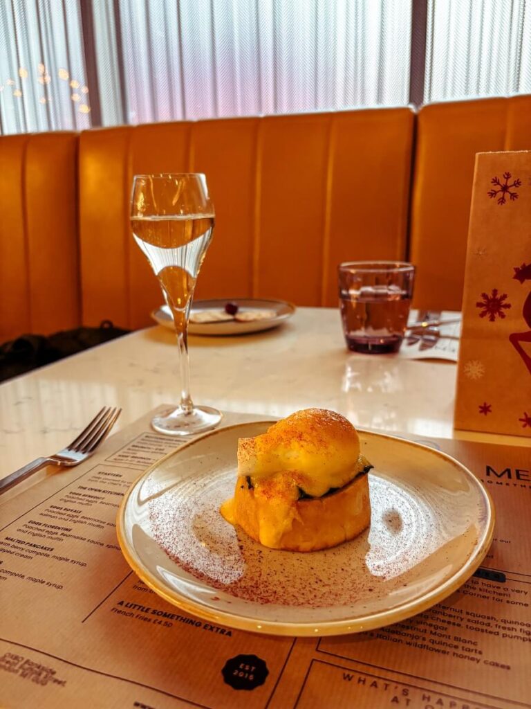 Eggs Florentine from the fresh menu at the OXBO Bankside Brunch