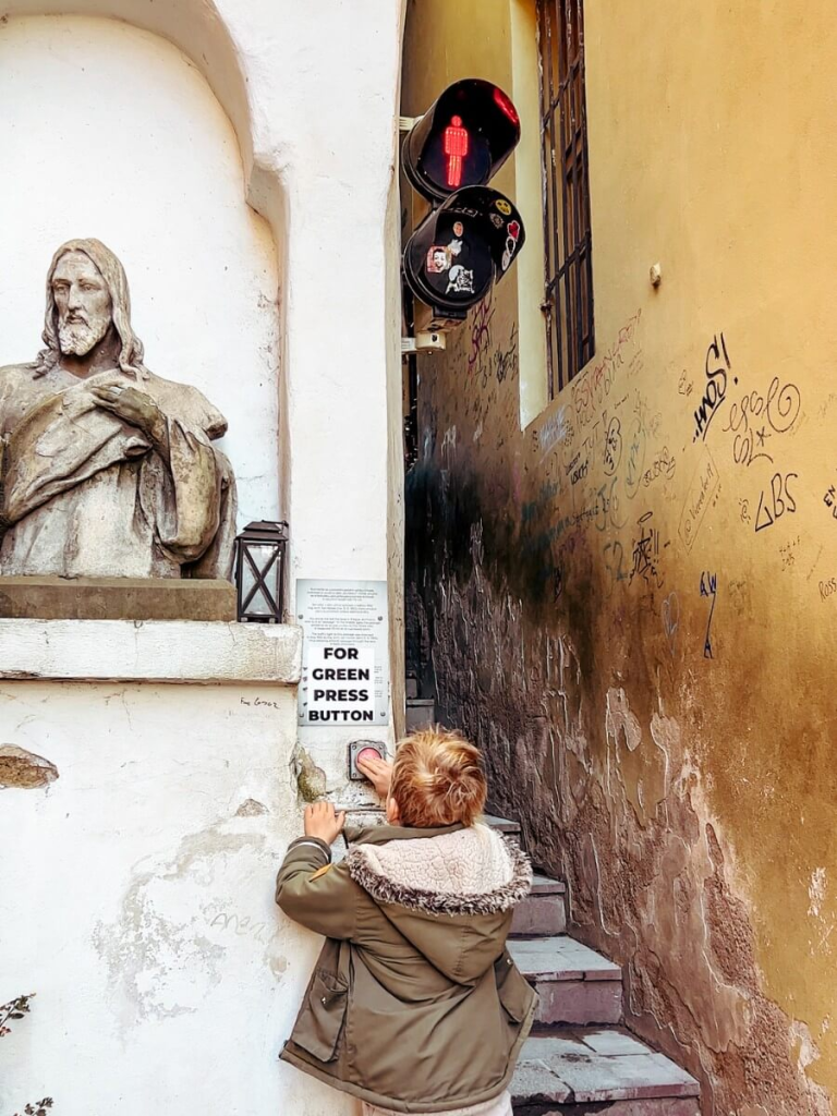 Walking down Prague's Narrowest Street. Is a novel thing to add to your Prague 3 day itinerary. 