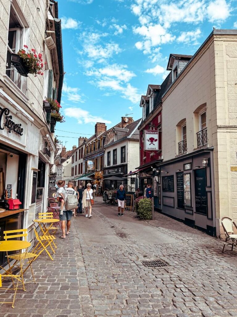 Exploring the old town of Saint-Valery-sur-Somme.