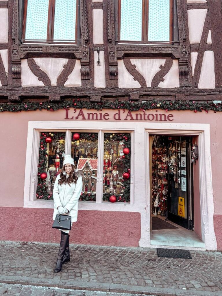 A easy, chic winter travel outfit idea for packing light.