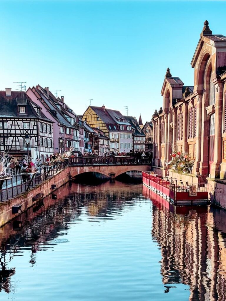 Beautiful waterways in La Petite Venise, in Colmar. A perfect place for a day trip.