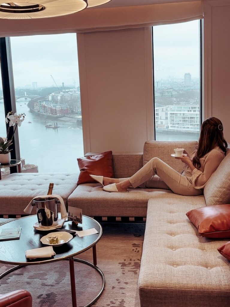 Mum in the City enjoying the luxury suite and views of the River Thames.