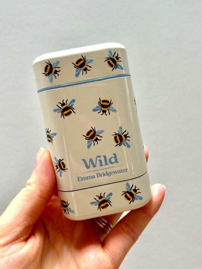 A detailed Wild Deodorant Review. Does it work, the price and design.
