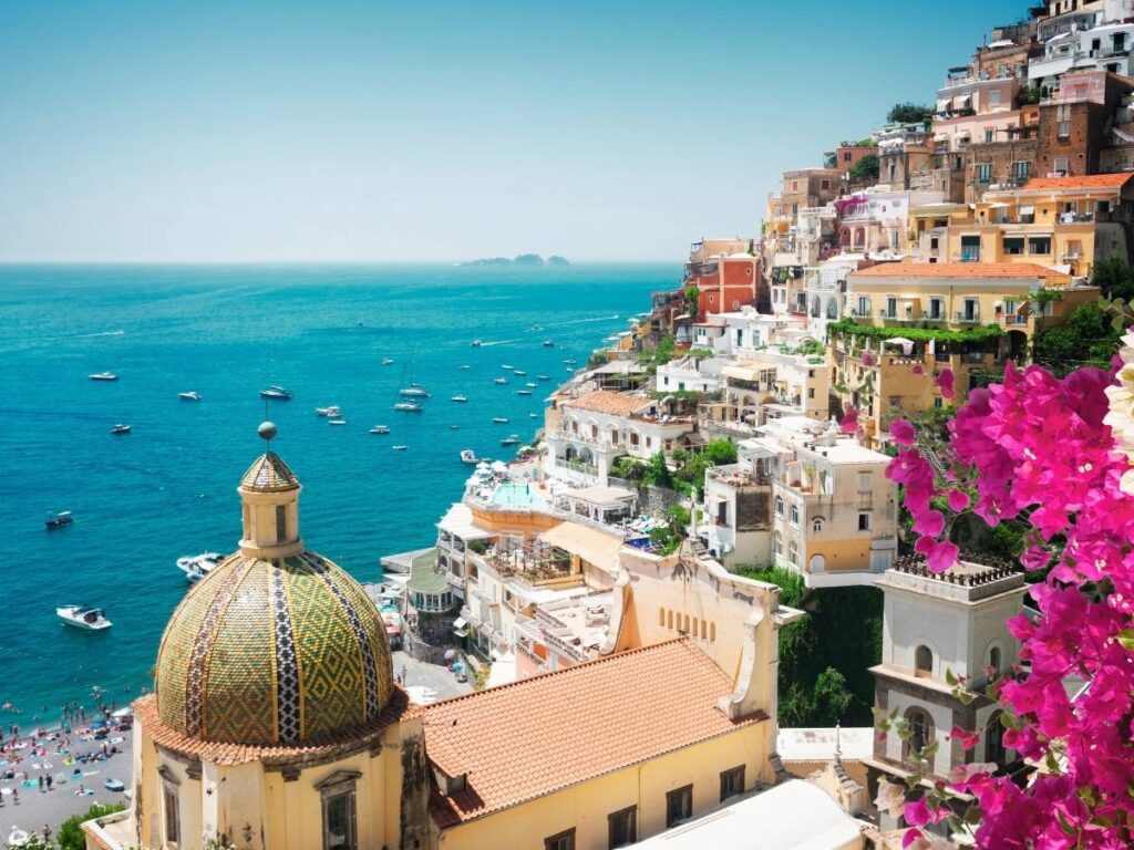 Positano, is a beautiful place to add to your Amalfi Coast itinerary.