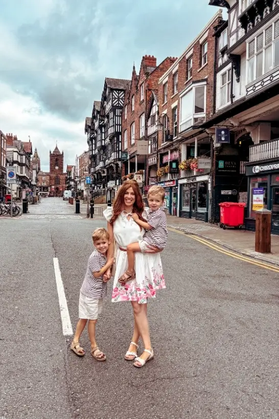 Alex Jessica Mills - Mum in the City Travel and Lifestyle Blog